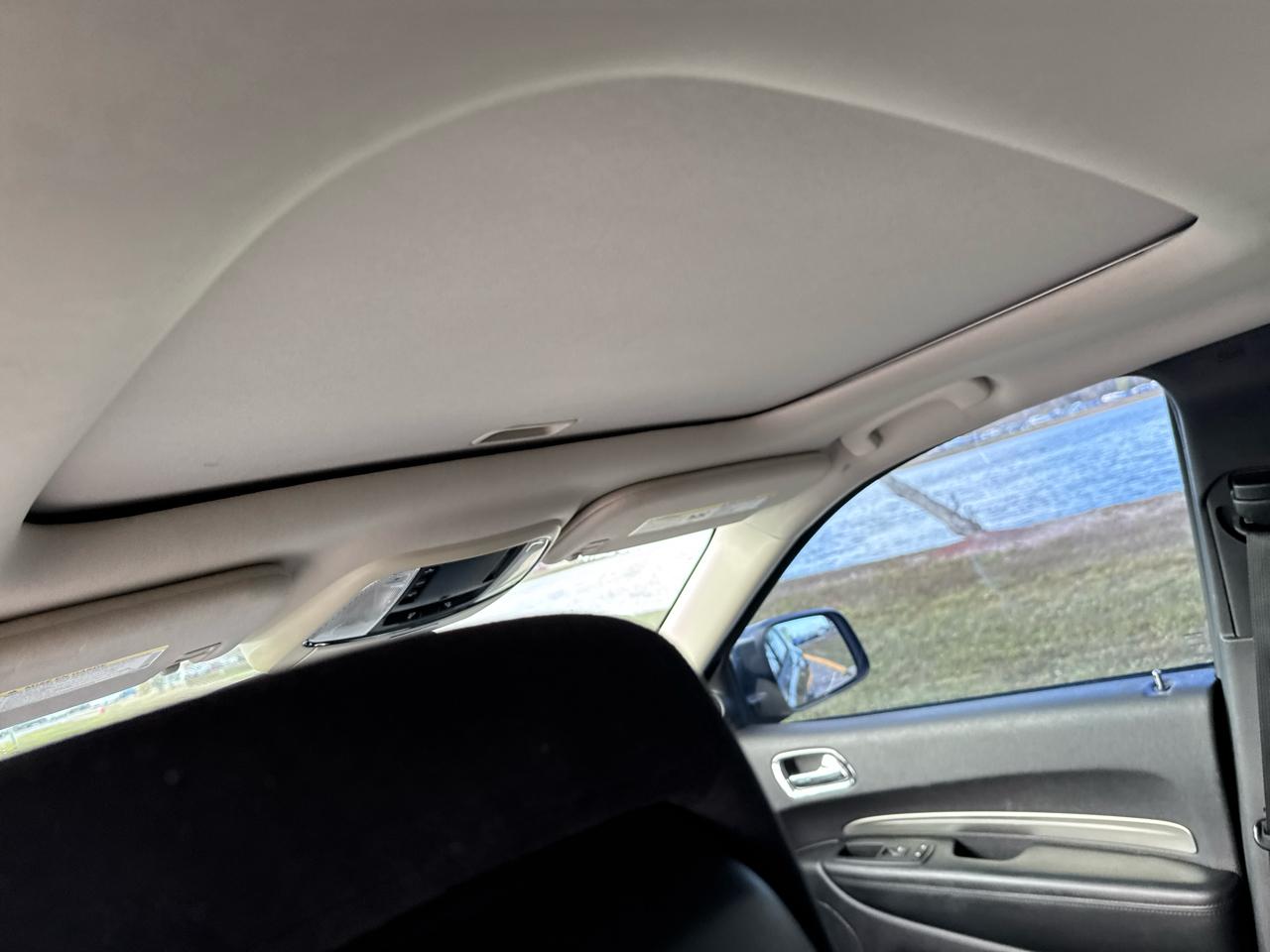 Dodge Durango 2WD 4dr SXT 2012