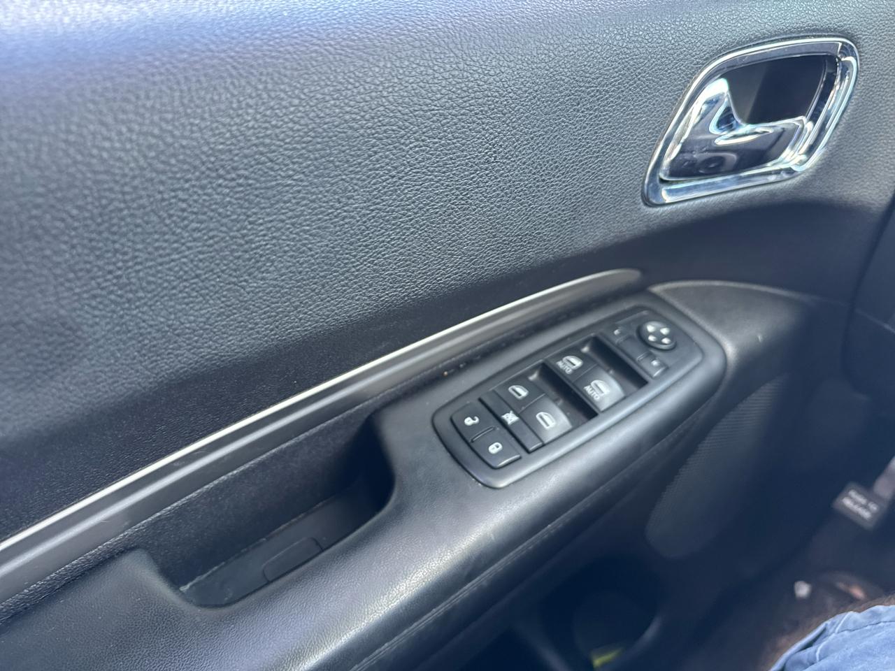 Dodge Durango 2WD 4dr SXT 2012