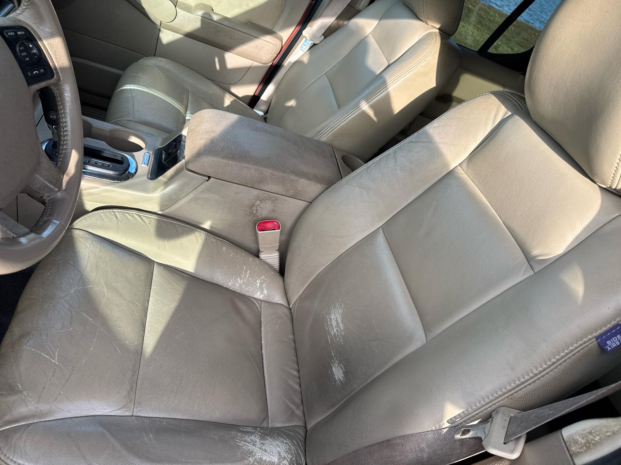 Ford Explorer Sport Trac RWD 4dr XLT 2010