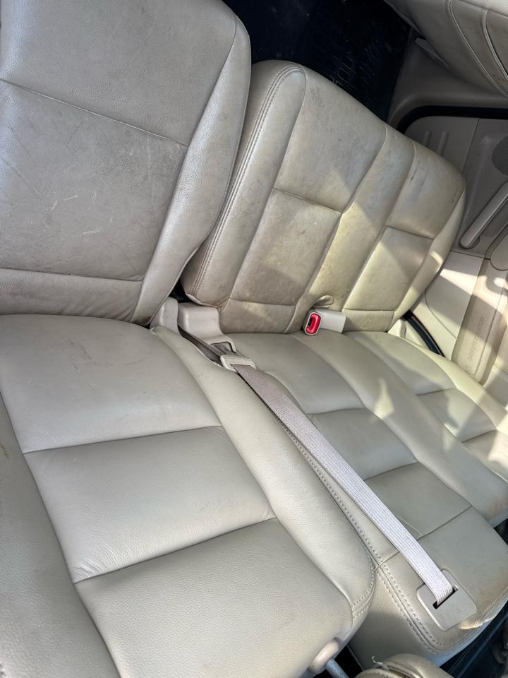 Ford Explorer Sport Trac RWD 4dr XLT 2010