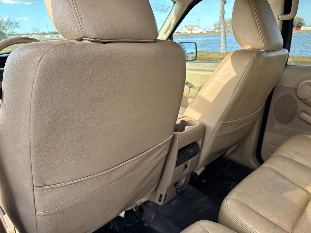 Ford Explorer Sport Trac RWD 4dr XLT 2010