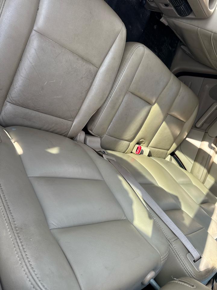 Ford Explorer Sport Trac RWD 4dr XLT 2010