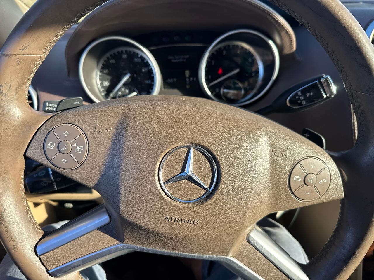 Mercedes-Benz GL-Class 4MATIC 4dr GL 450 2012