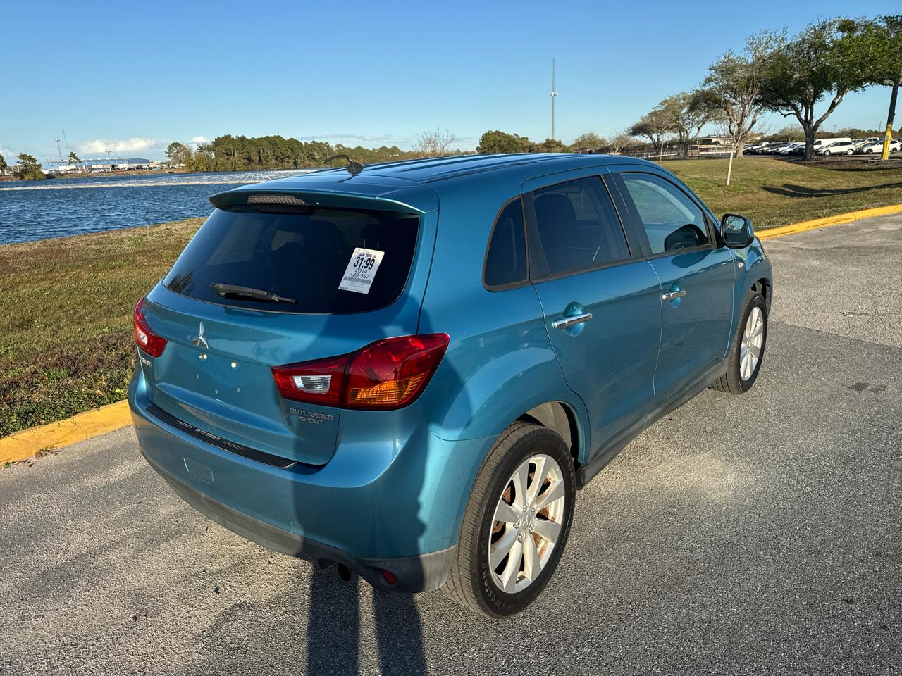 Mitsubishi Outlander Sport 2WD 4dr Man ES 2014