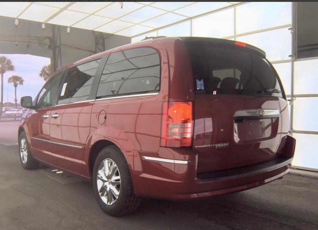 Chrysler Town & Country 4dr Wgn Limited 2008