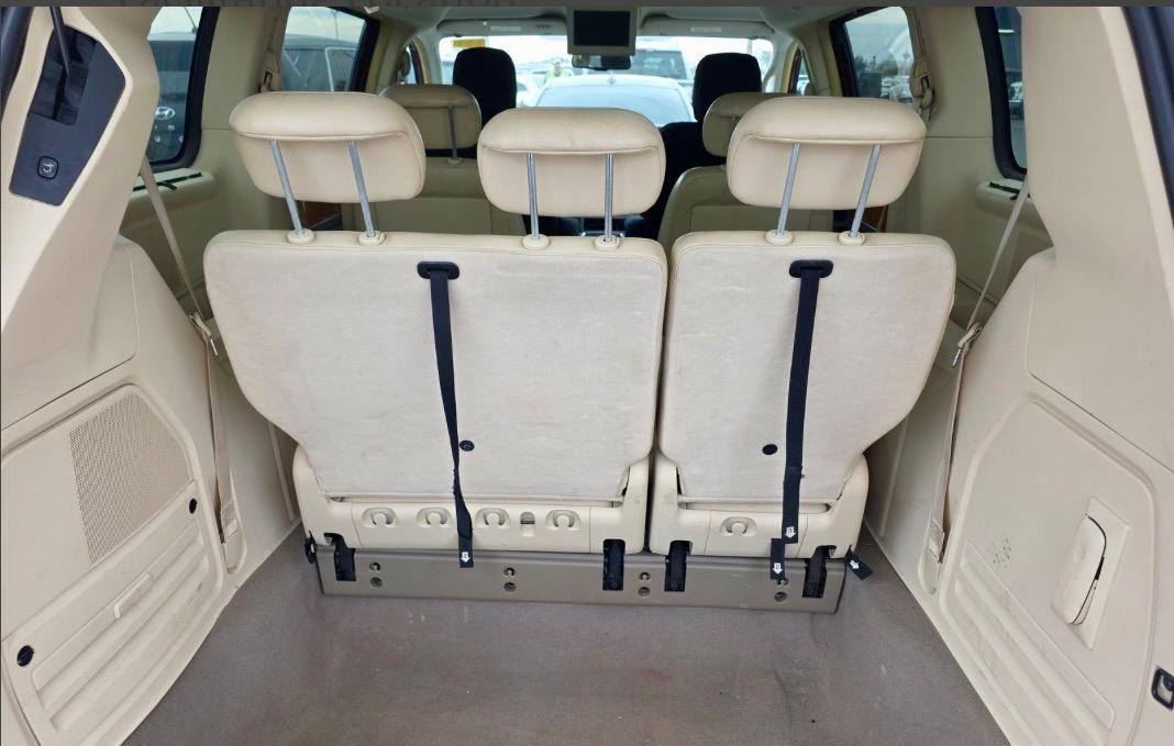 Chrysler Town & Country 4dr Wgn Limited 2008