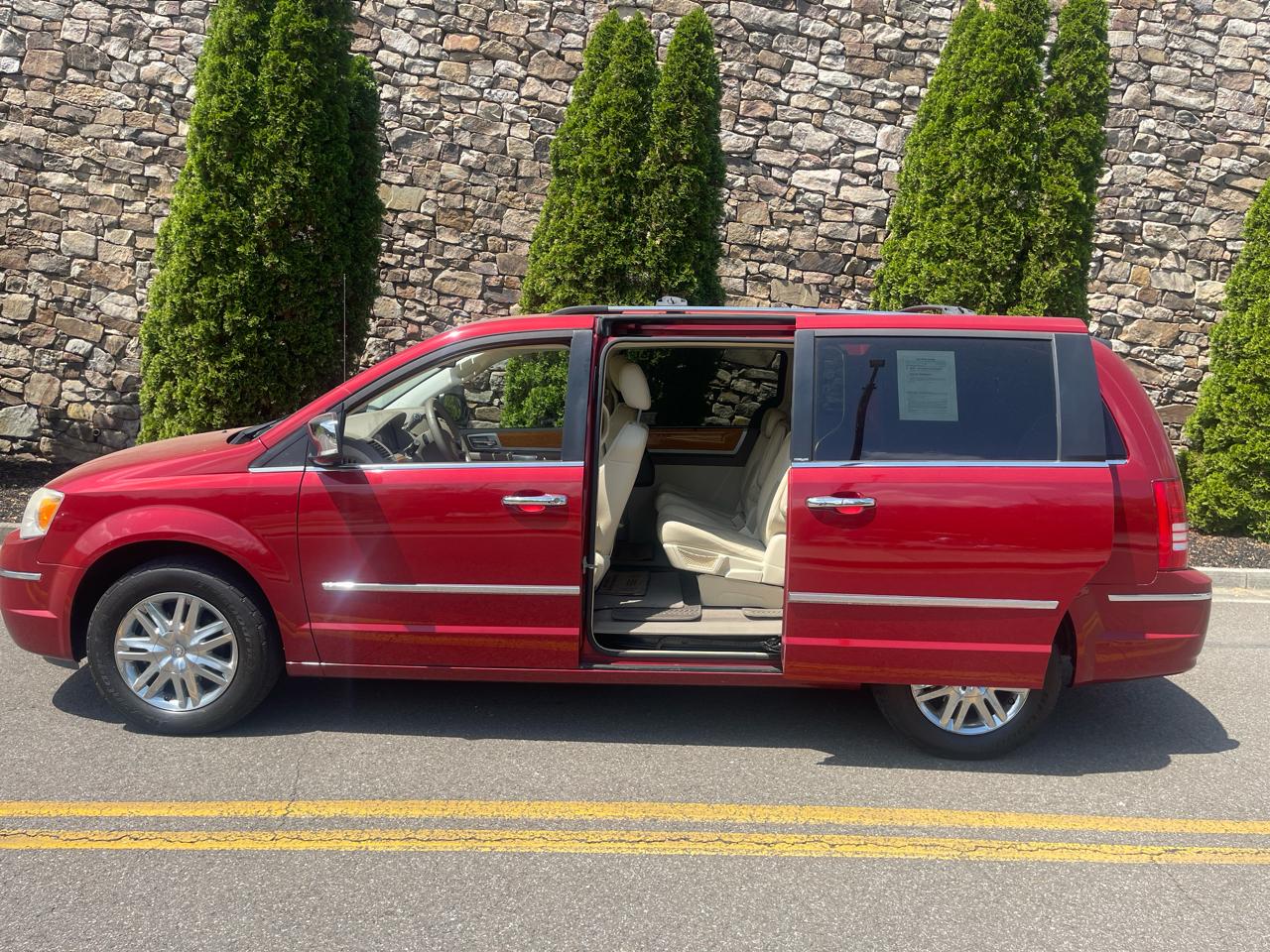 Chrysler Town & Country 4dr Wgn Limited 2008