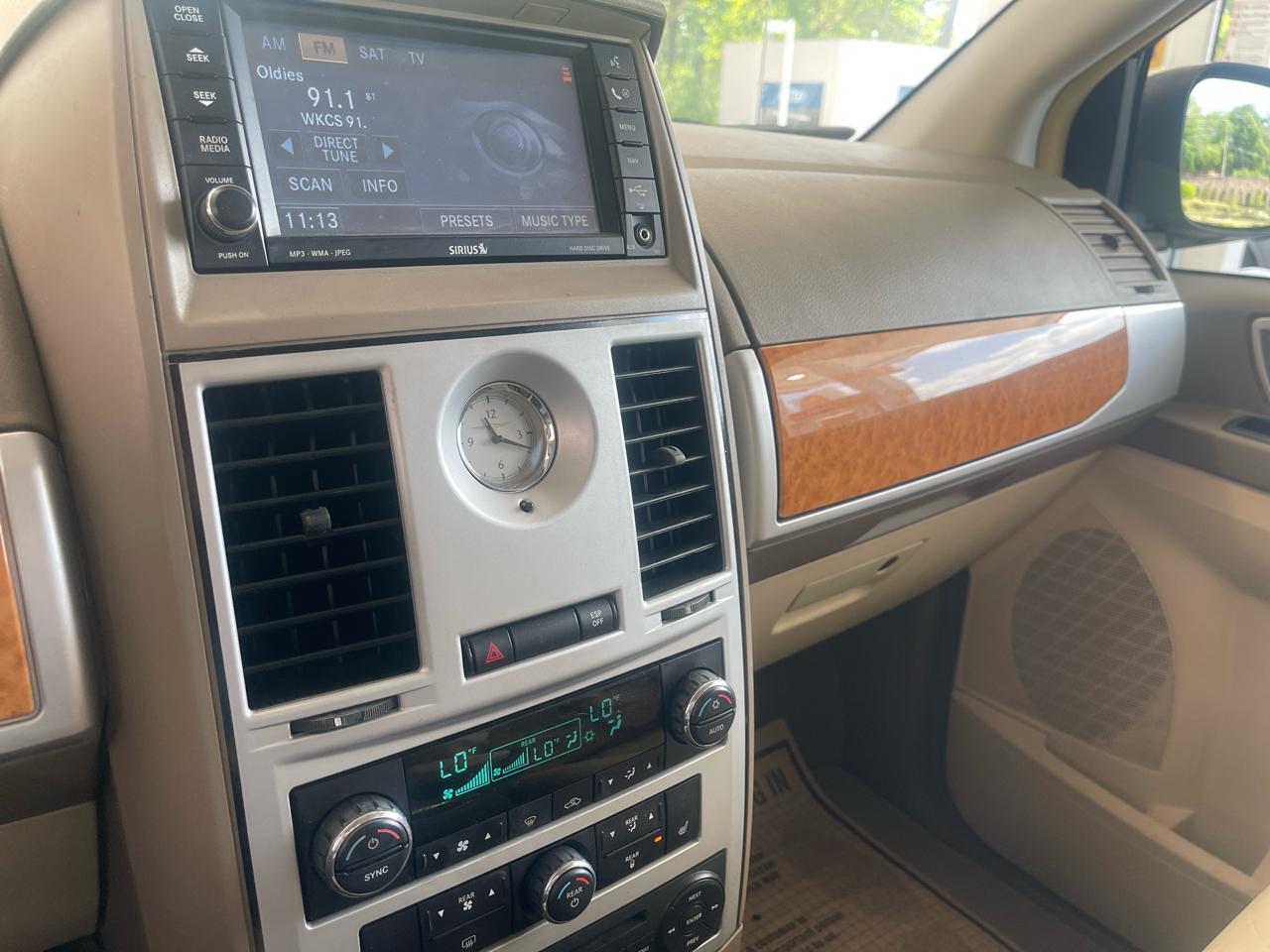 Chrysler Town & Country 4dr Wgn Limited 2008