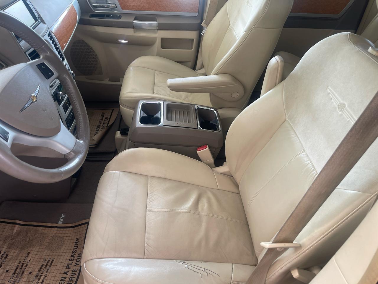 Chrysler Town & Country 4dr Wgn Limited 2008