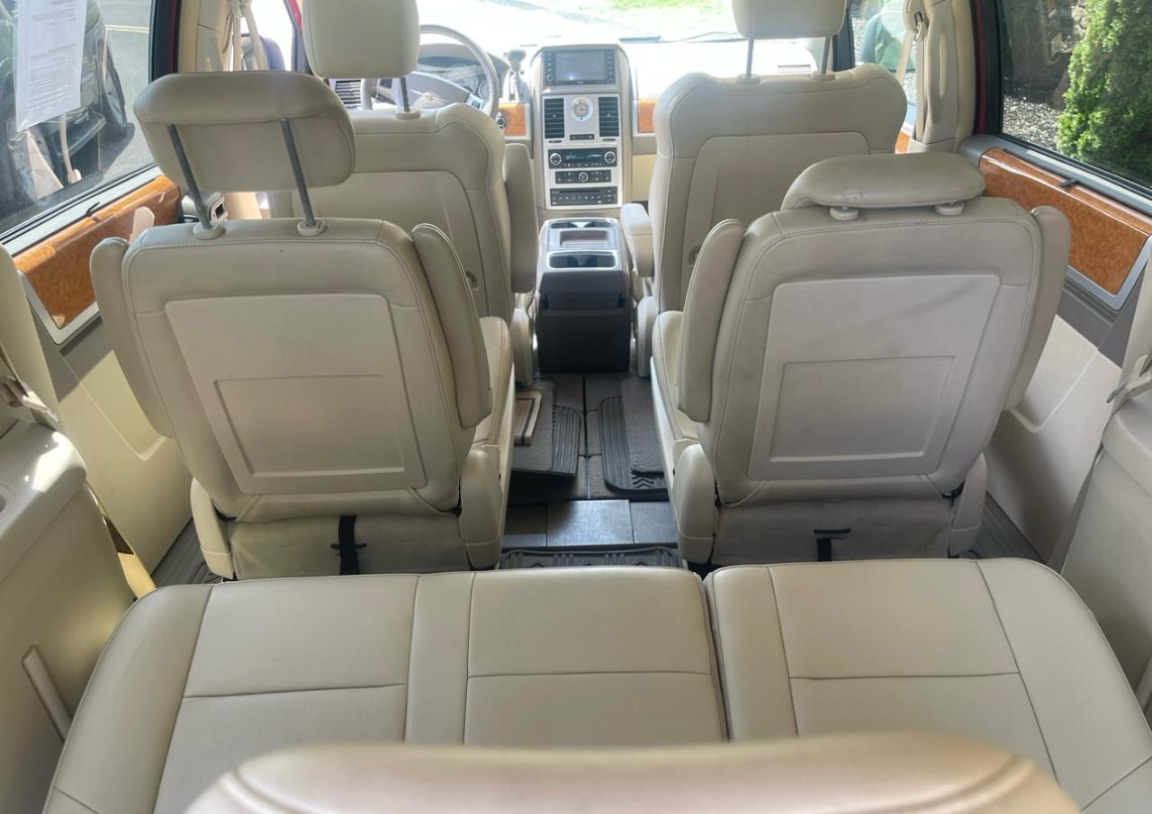 Chrysler Town & Country 4dr Wgn Limited 2008