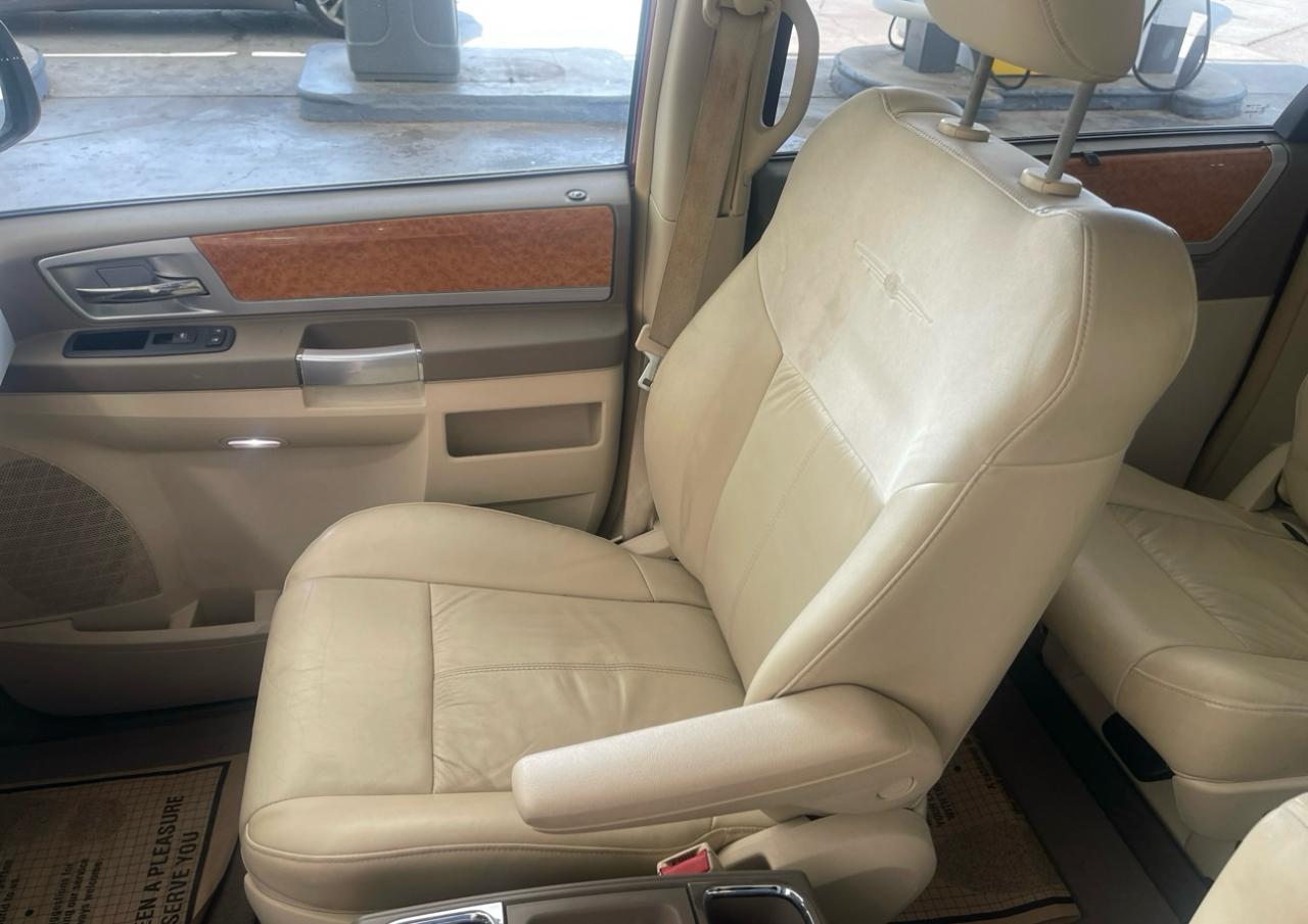 Chrysler Town & Country 4dr Wgn Limited 2008
