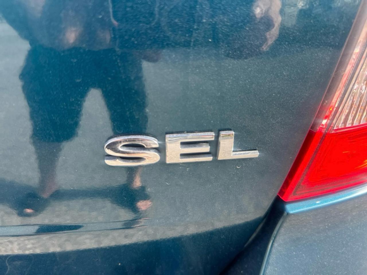 Ford Edge 4dr SEL FWD 2011