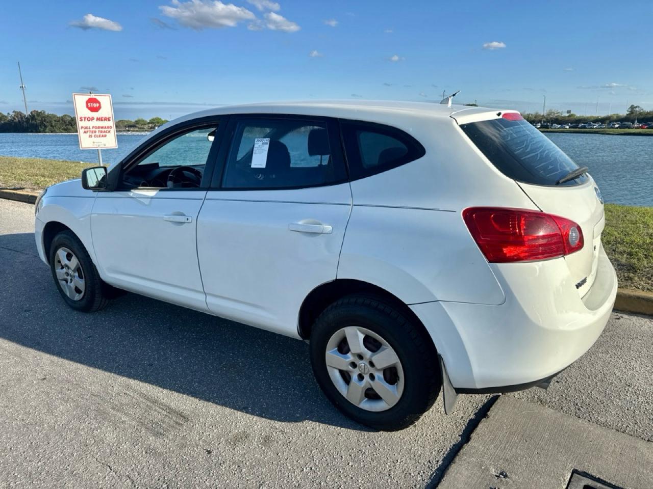 Nissan Rogue FWD 4dr S 2009