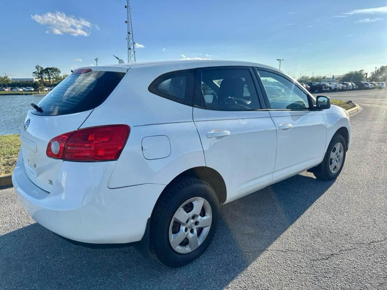 Nissan Rogue FWD 4dr S 2009