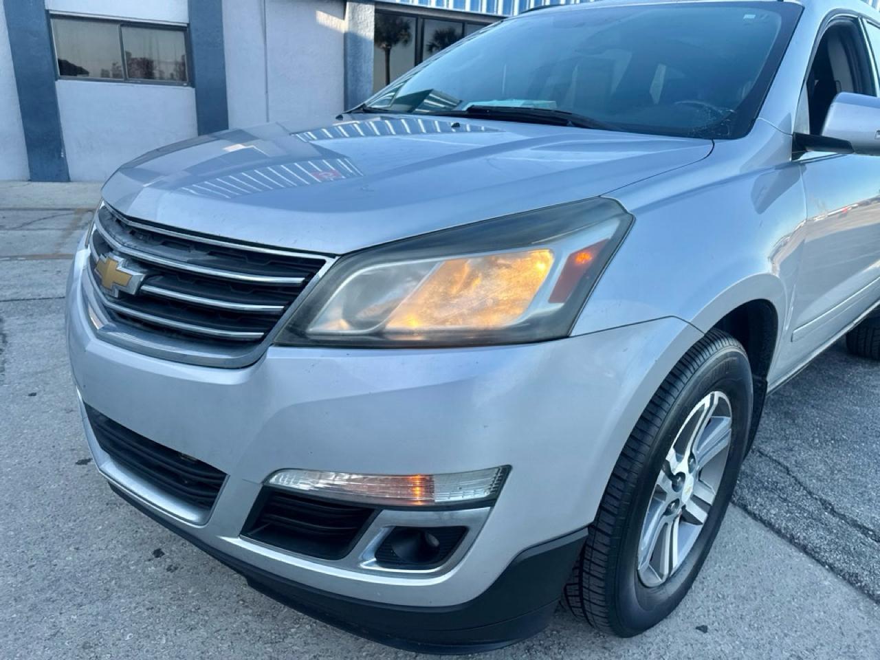 Chevrolet Traverse FWD 4dr LT w/2LT 2015