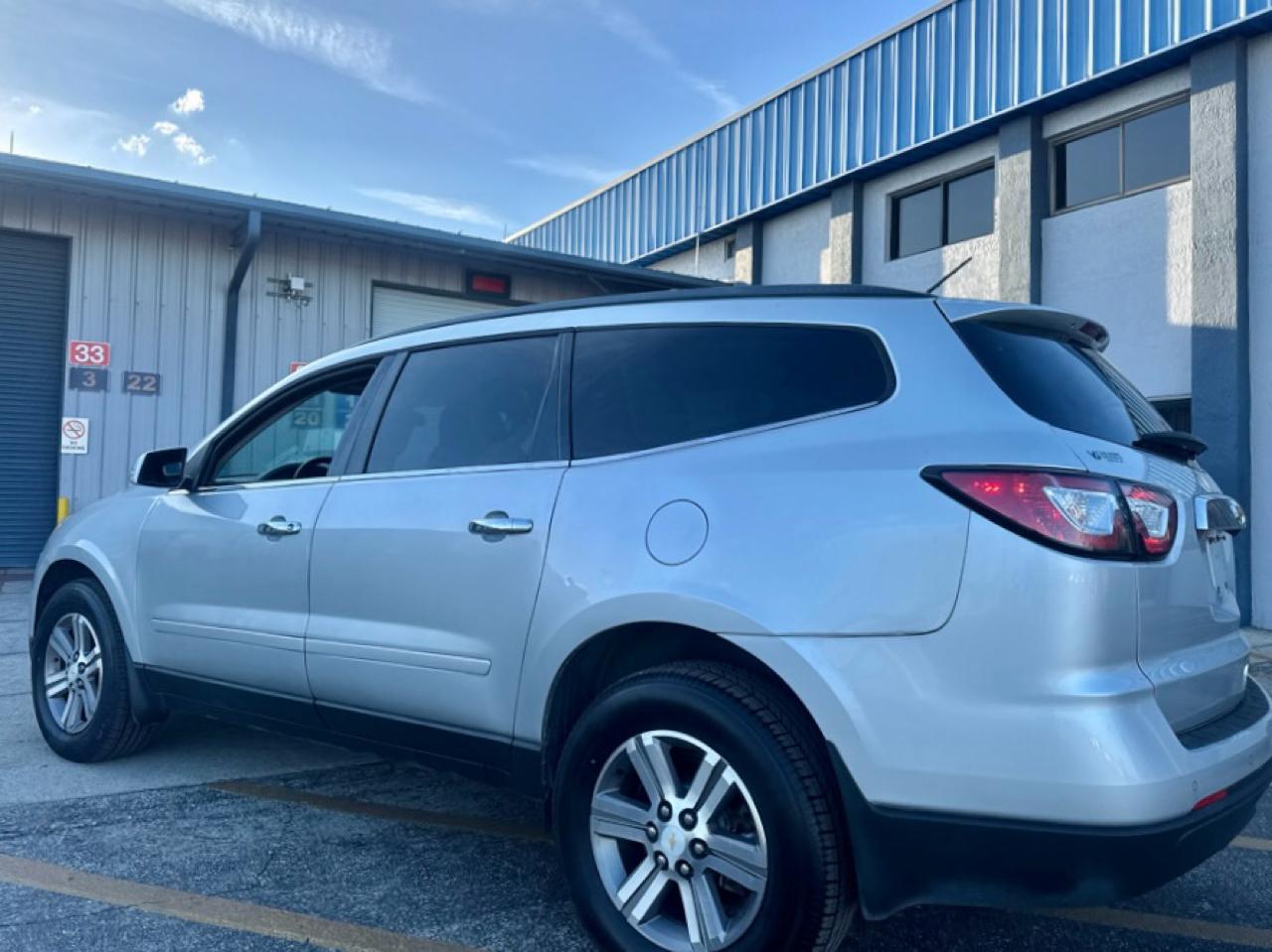 Chevrolet Traverse FWD 4dr LT w/2LT 2015