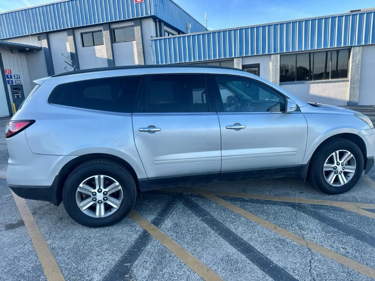 Chevrolet Traverse FWD 4dr LT w/2LT 2015