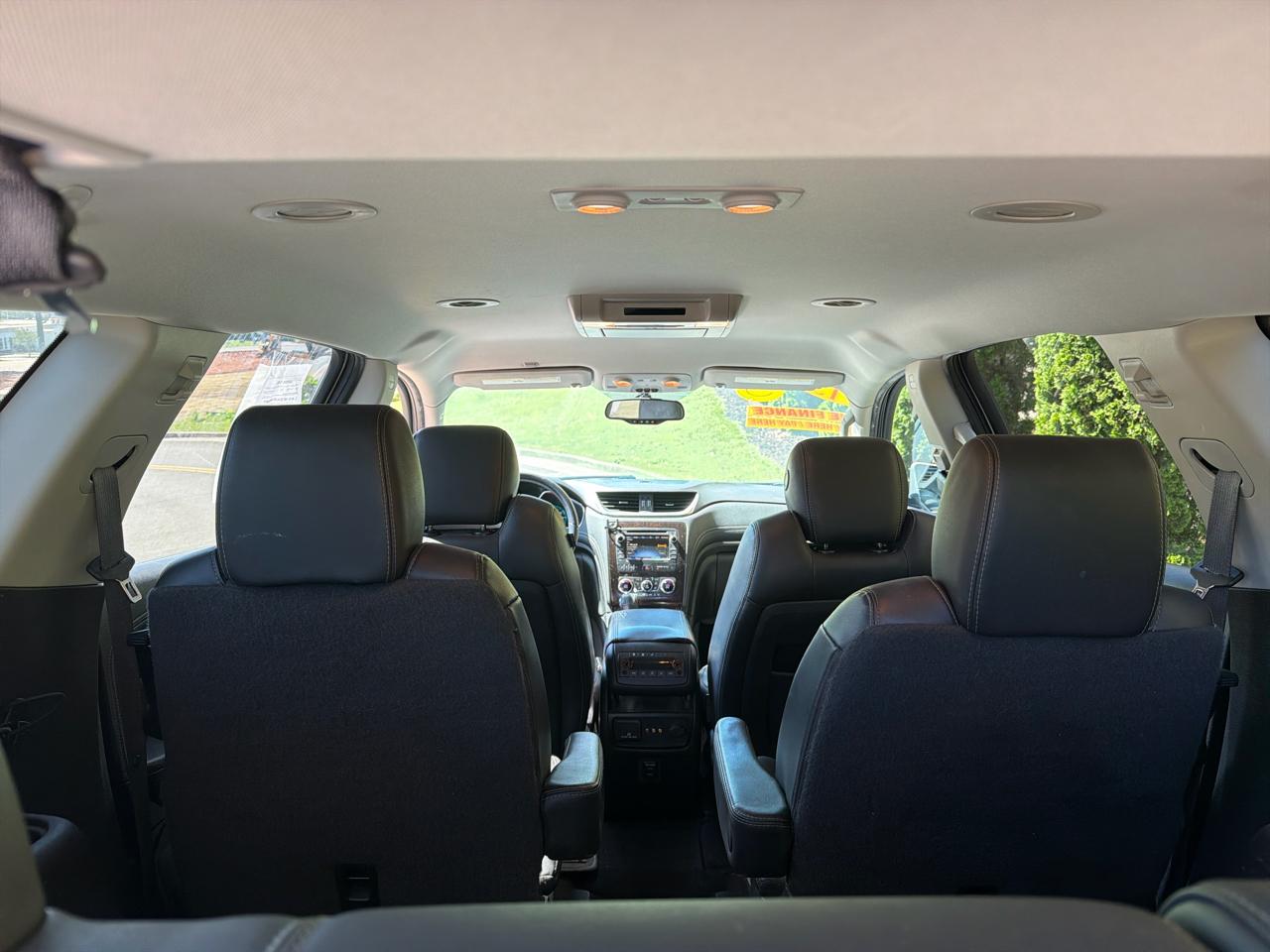 Chevrolet Traverse FWD 4dr LT w/2LT 2015