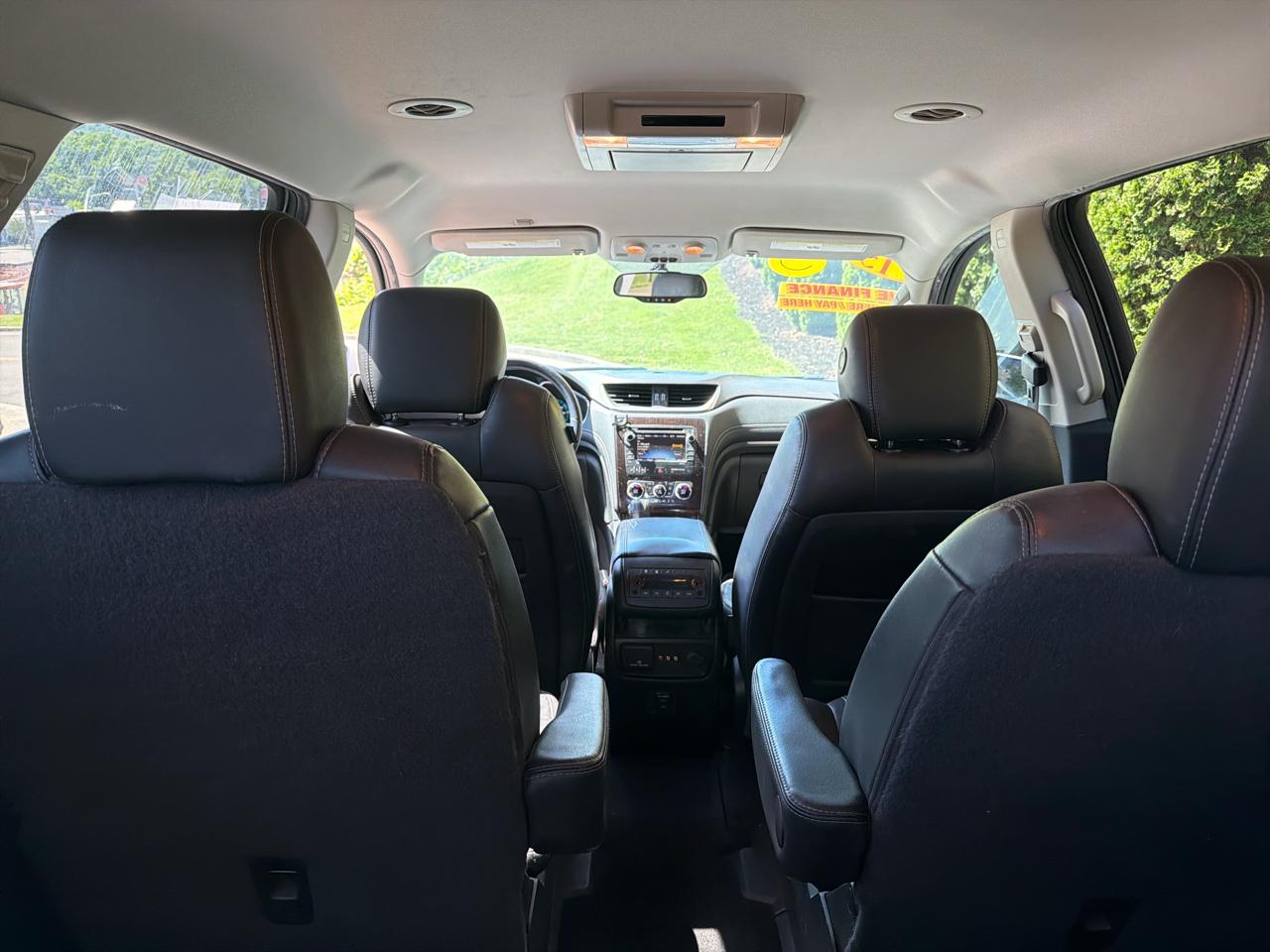 Chevrolet Traverse FWD 4dr LT w/2LT 2015