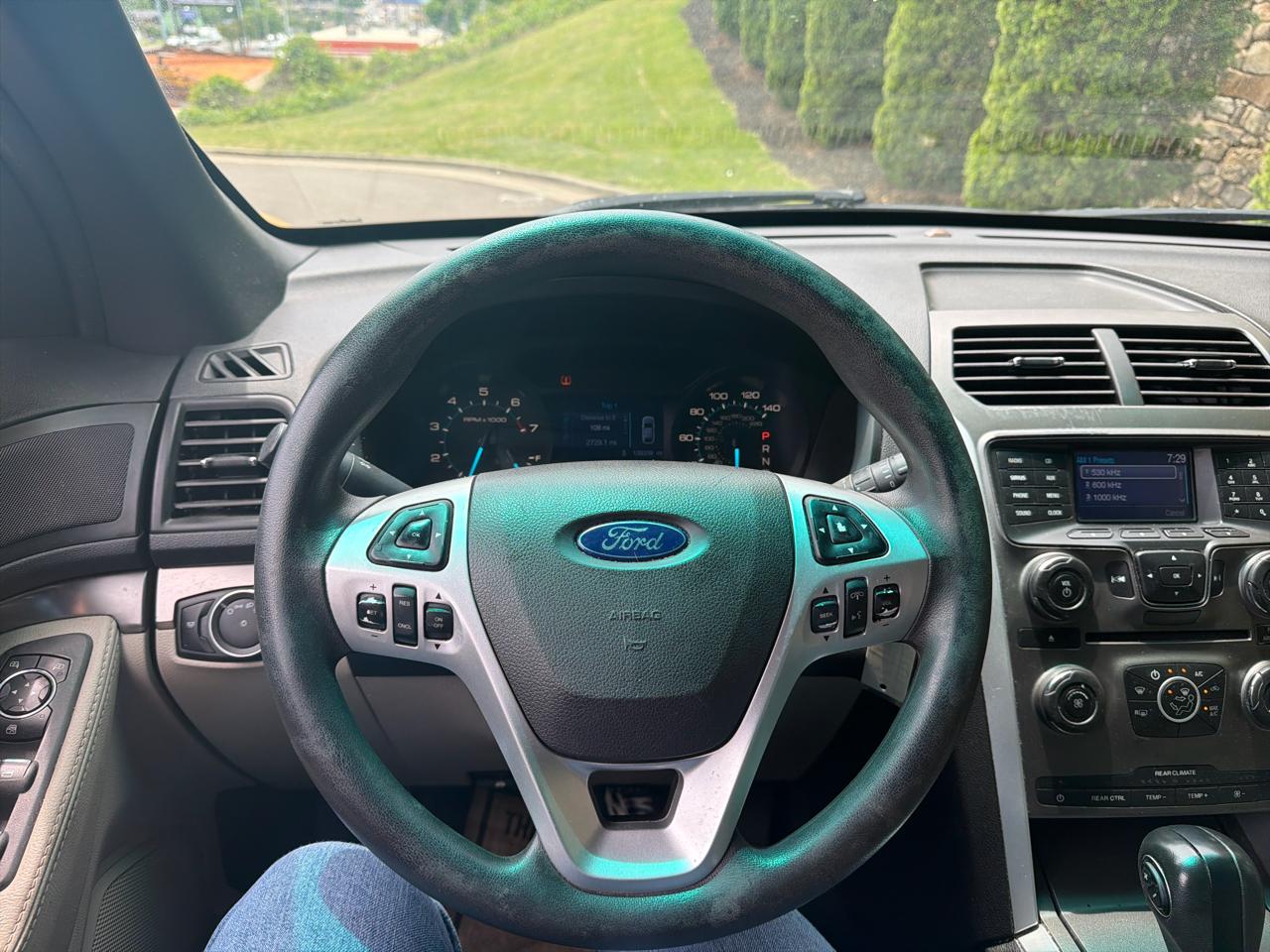 Ford Explorer XLT FWD 2014