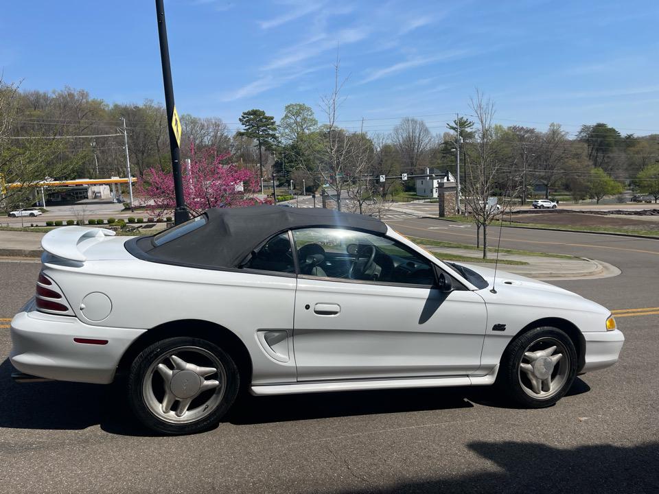 Ford Mustang 2dr Convertible GT 1995