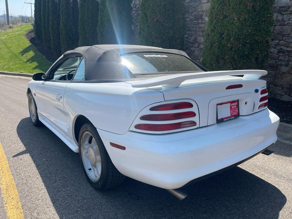 Ford Mustang 2dr Convertible GT 1995