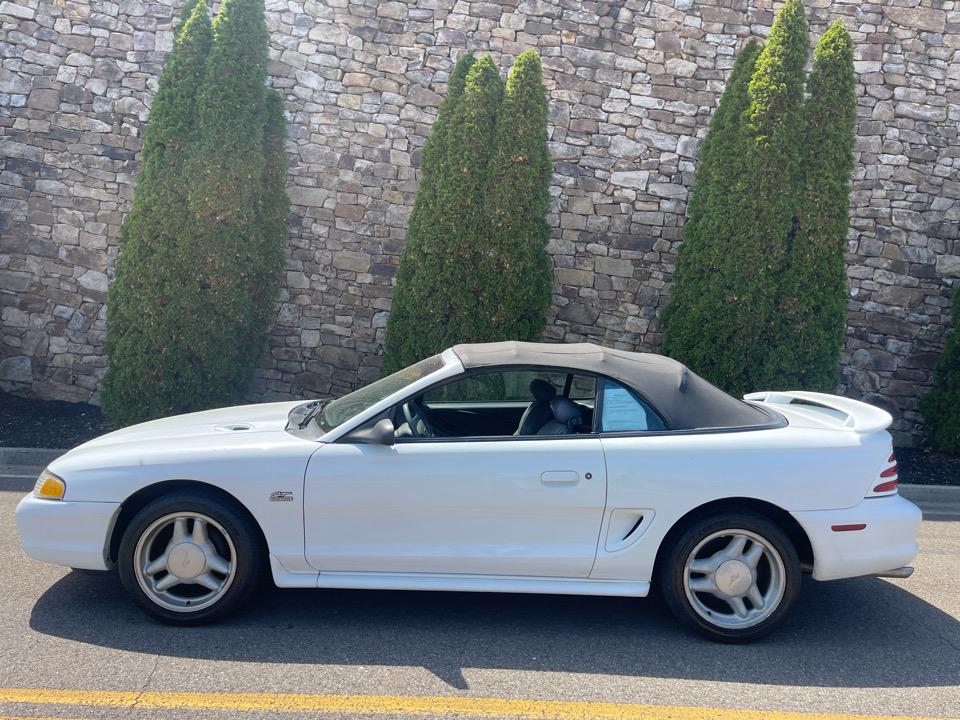 Ford Mustang 2dr Convertible GT 1995