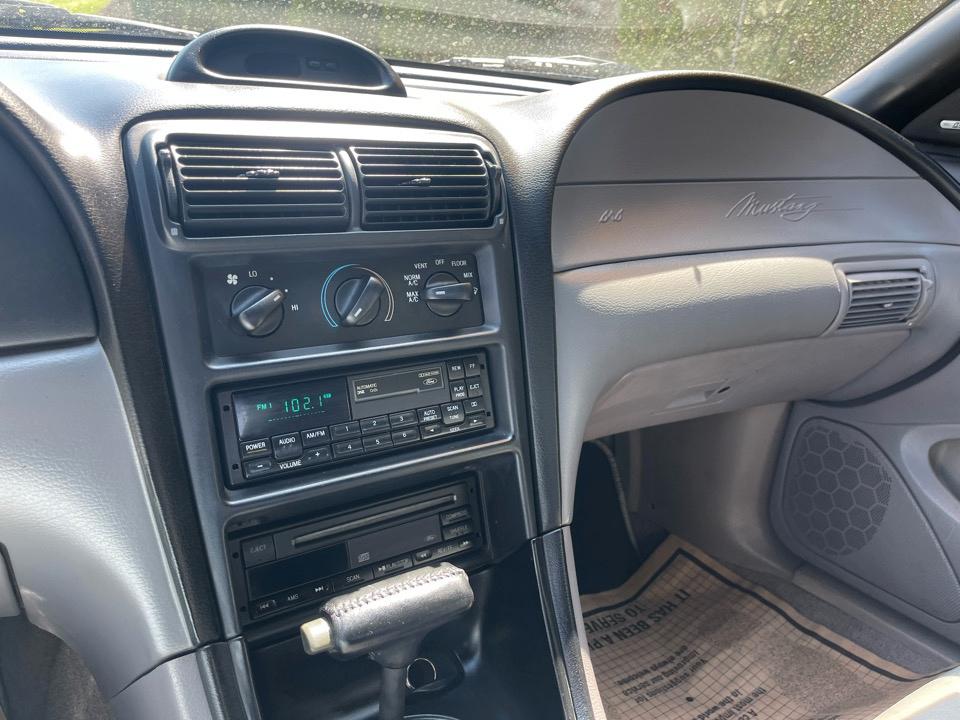 Ford Mustang 2dr Convertible GT 1995