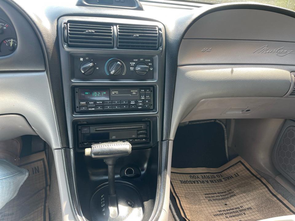Ford Mustang 2dr Convertible GT 1995