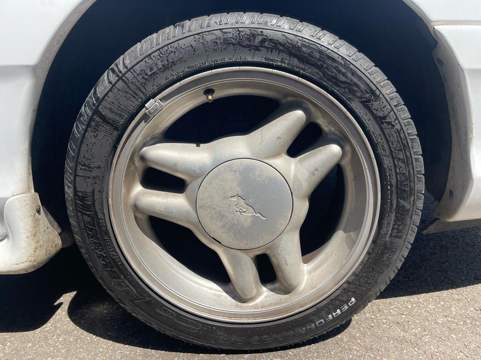 Ford Mustang 2dr Convertible GT 1995