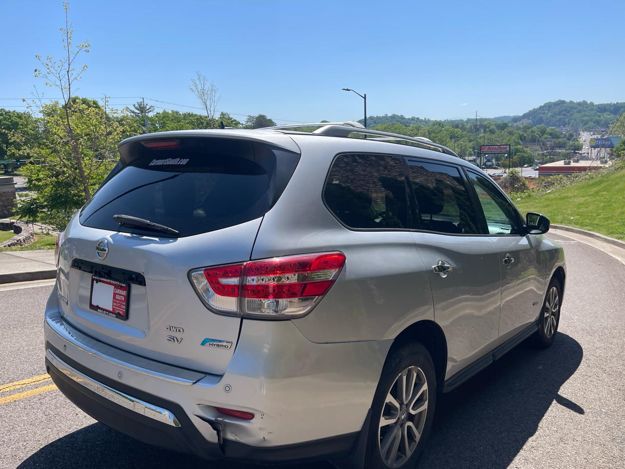 Nissan Pathfinder 4WD 4dr SV Hybrid 2014