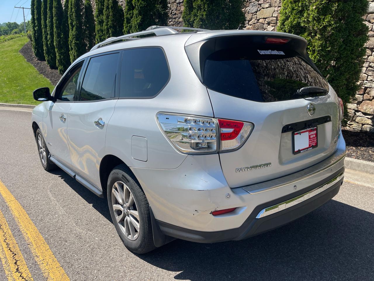 Nissan Pathfinder 4WD 4dr SV Hybrid 2014