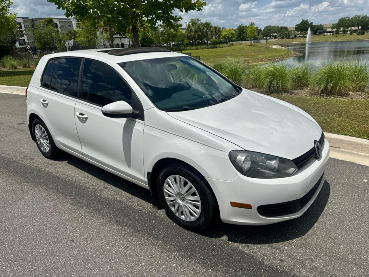 Volkswagen Golf  2014