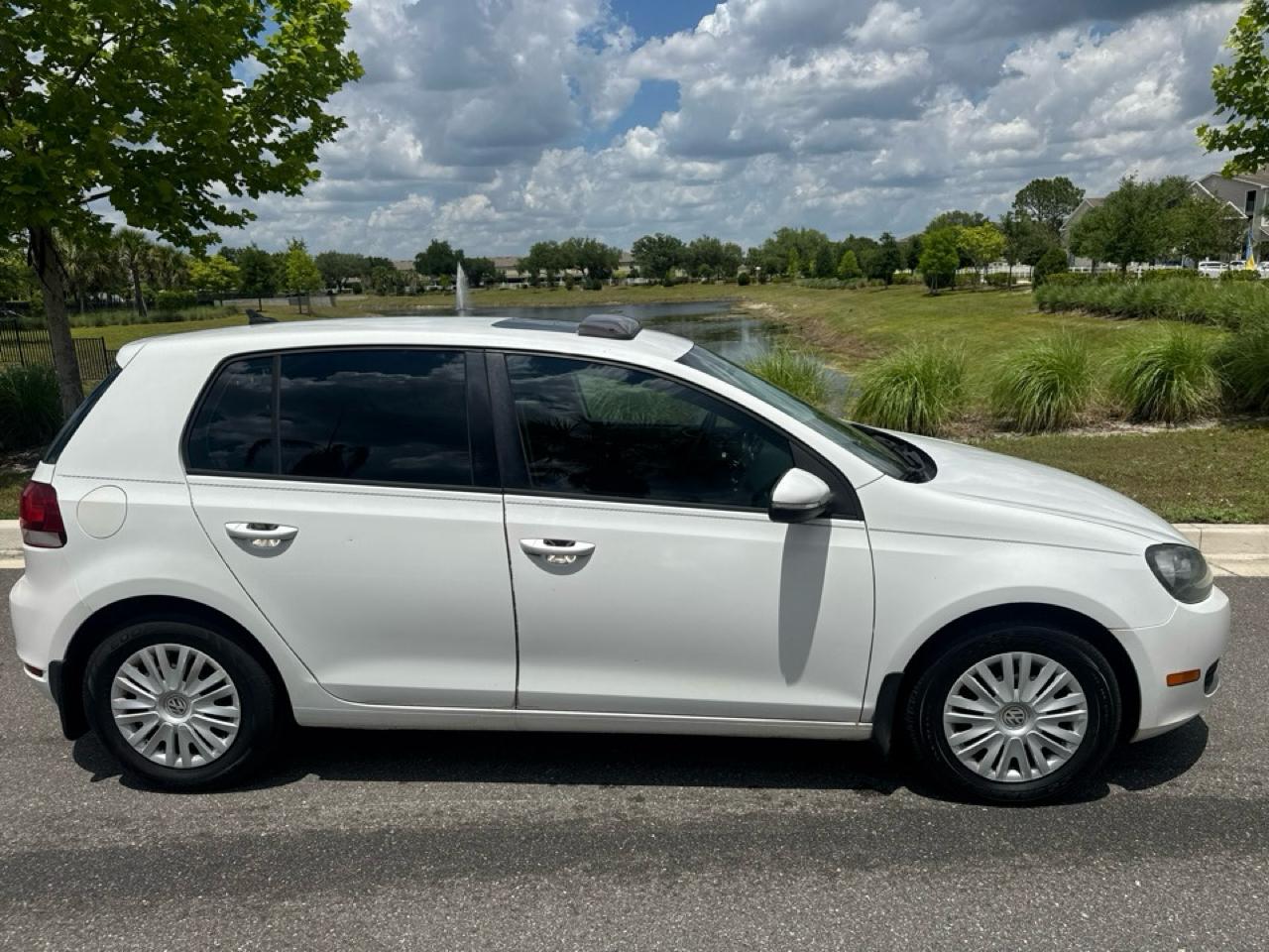 Volkswagen Golf  2014