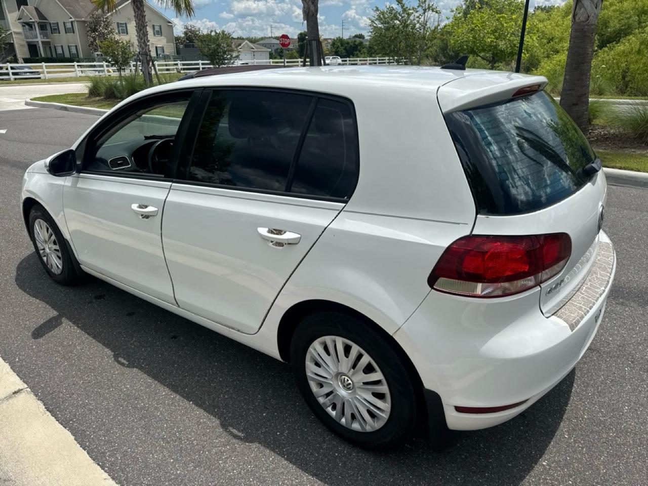 Volkswagen Golf  2014