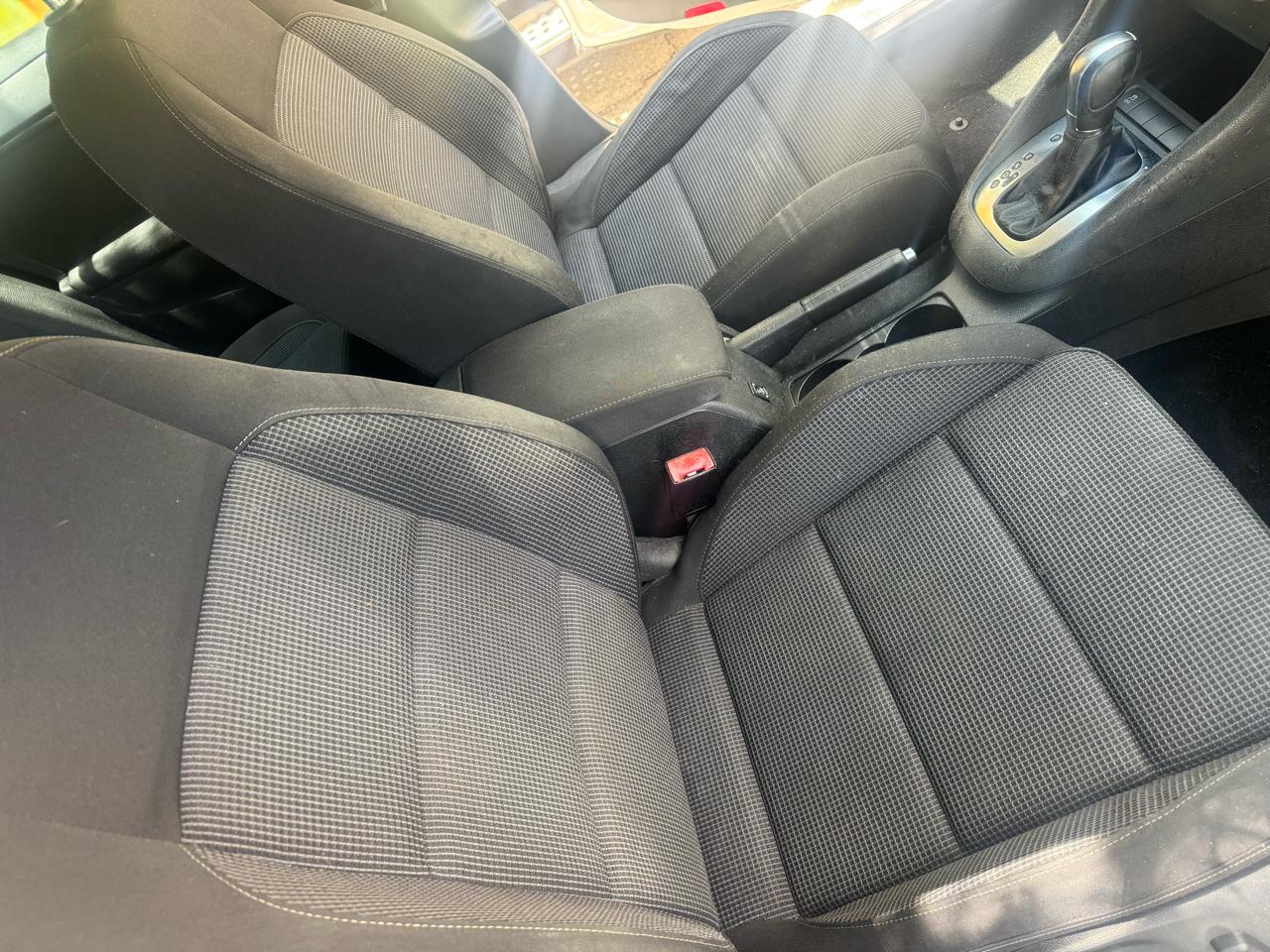 Volkswagen Golf  2014