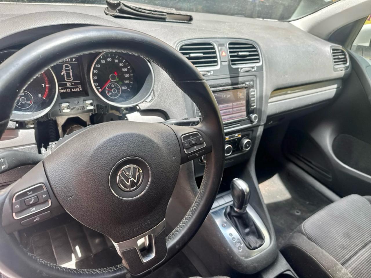 Volkswagen Golf  2014