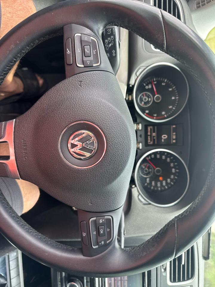 Volkswagen Golf  2014