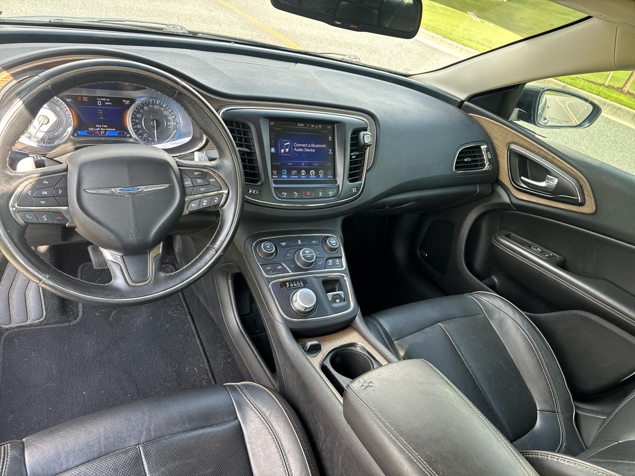 Chrysler 200 4dr Sdn C AWD 2015