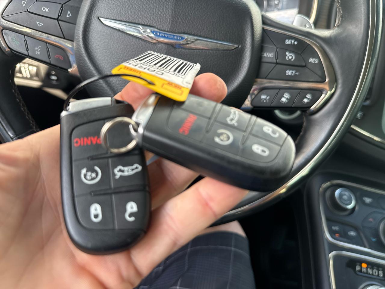 Chrysler 200 4dr Sdn C AWD 2015