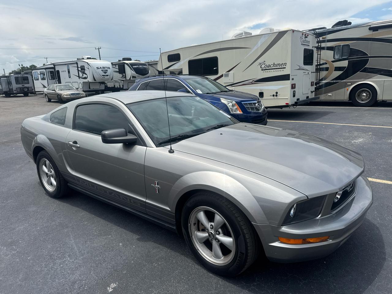 Ford Mustang 2dr Cpe Premium 2008