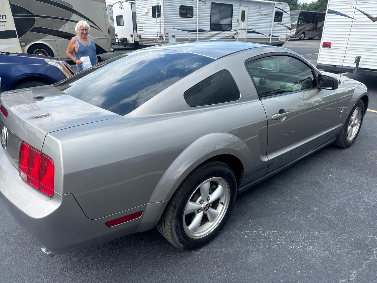 Ford Mustang 2dr Cpe Premium 2008