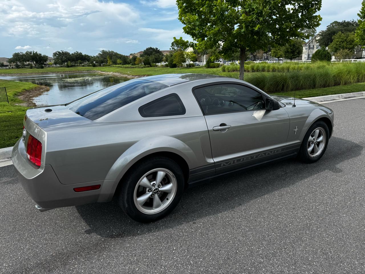 Ford Mustang  2008
