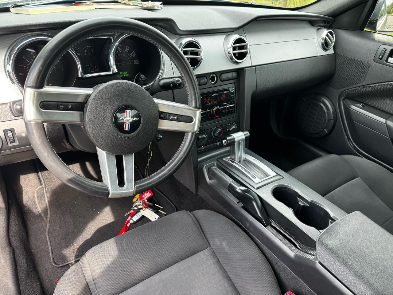 Ford Mustang  2008