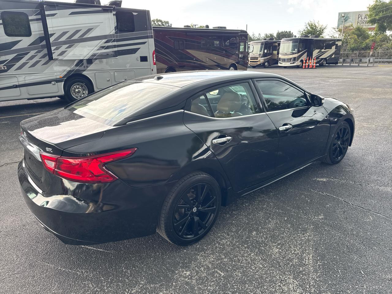 Nissan Maxima 4dr Sdn 3.5 SR 2016