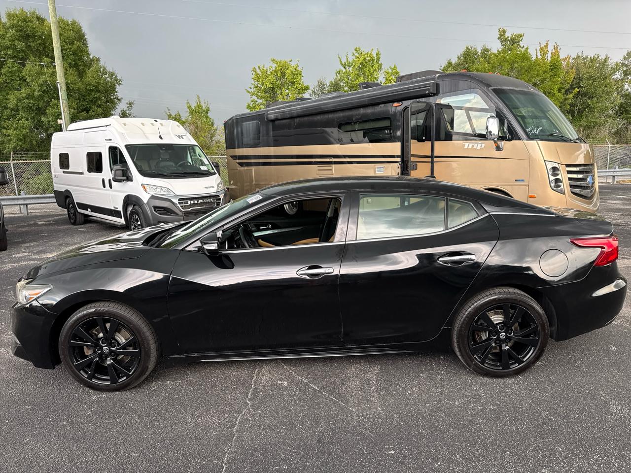 Nissan Maxima 4dr Sdn 3.5 SR 2016