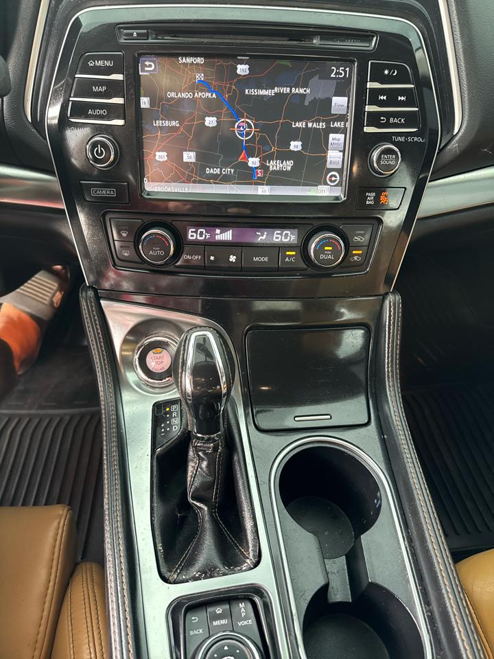 Nissan Maxima 4dr Sdn 3.5 SR 2016