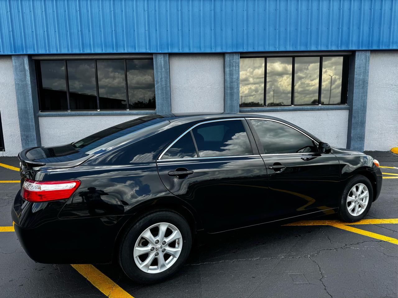 Toyota Camry 4dr Sdn I4 Auto XLE (Natl) 2007