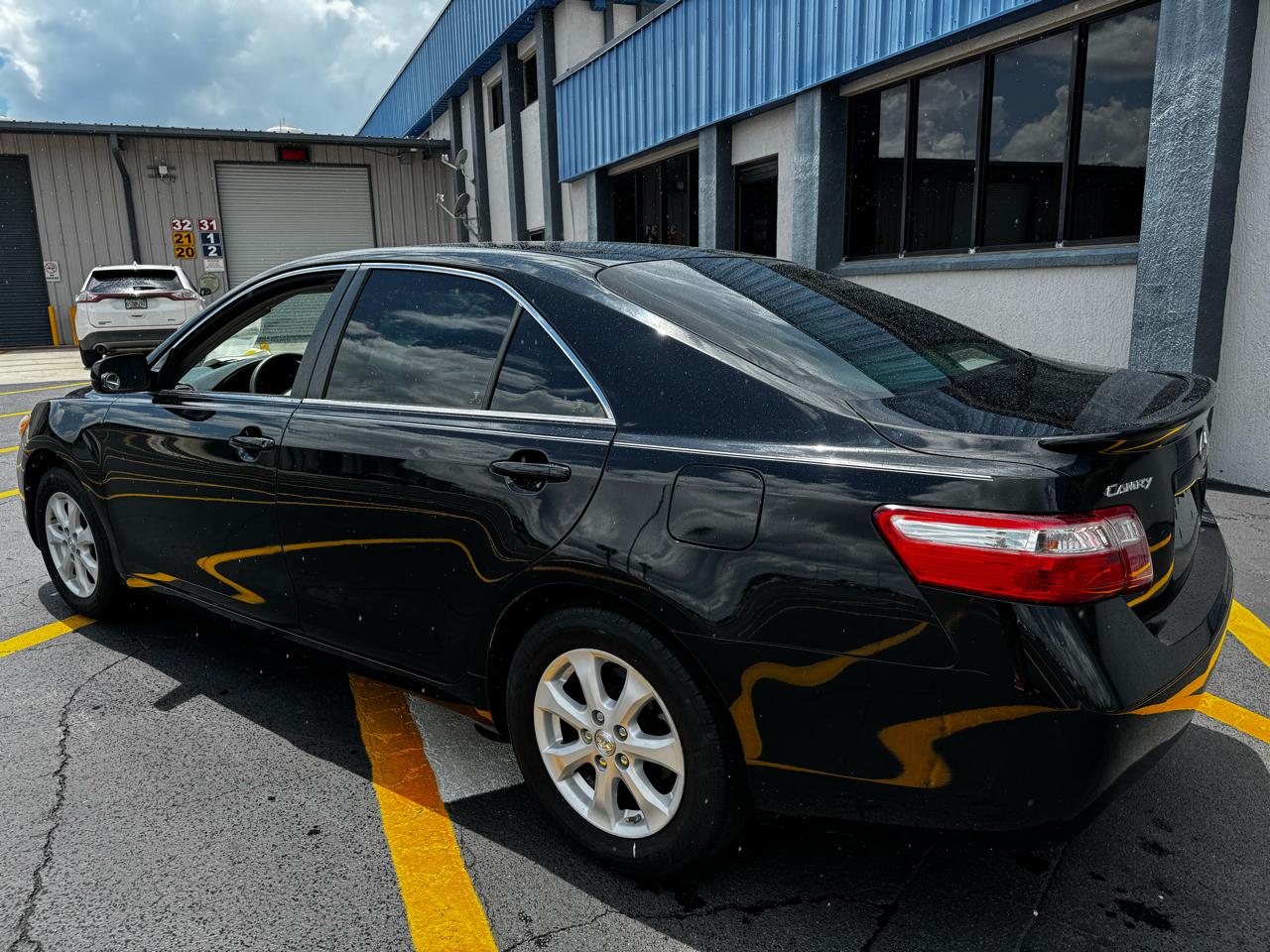 Toyota Camry 4dr Sdn I4 Auto XLE (Natl) 2007