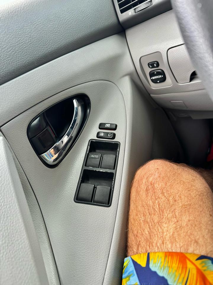 Toyota Camry 4dr Sdn I4 Auto XLE (Natl) 2007